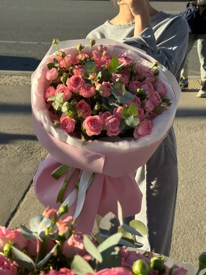 Розовый рассвет 7 веток фото